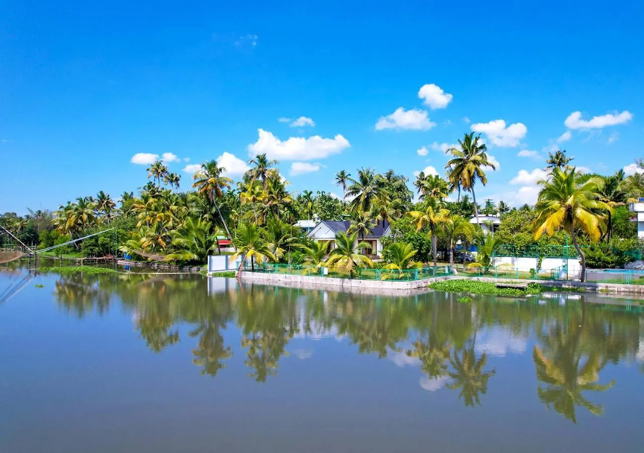 La Riva Lakeside Private Pool Villa Kochi By Voye Homes